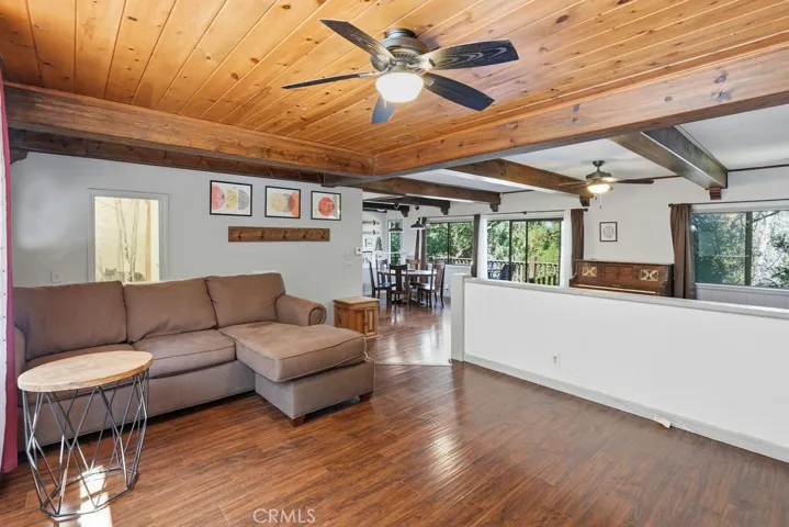 948 Arbula, Crestline, California 92325