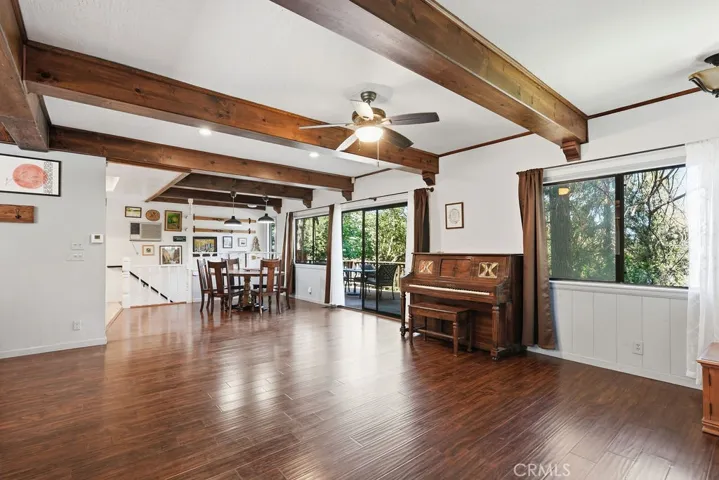 948 Arbula, Crestline, California 92325