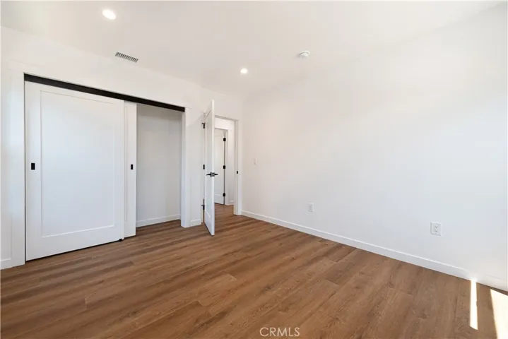 7008 Aura, Reseda, California 91335