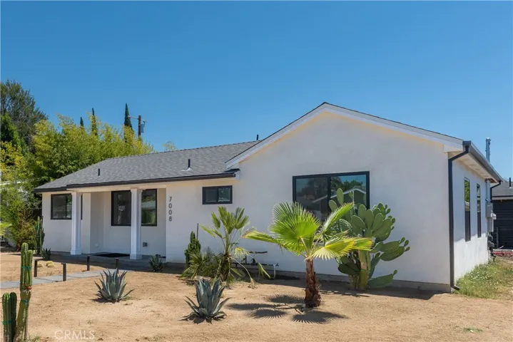 7008 Aura, Reseda, California 91335