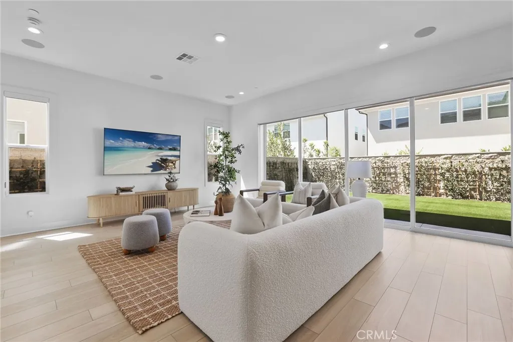 121 Sweet Juniper, Lake Forest, California 92630 — photo 4
