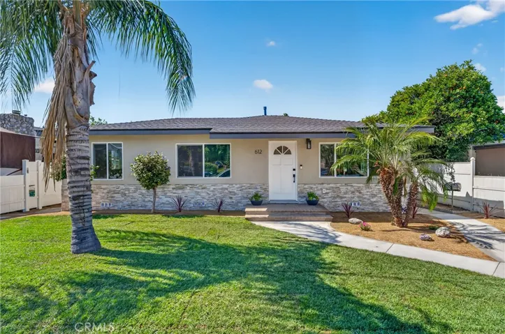 612/Front House (from Colorado Blvd)