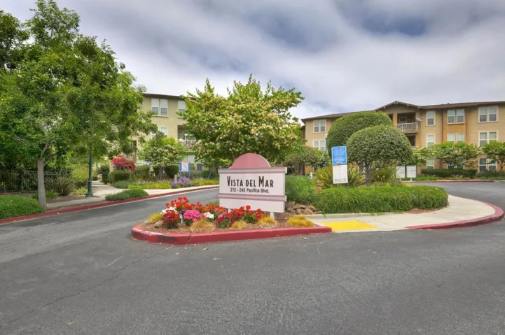 241 Pacifica Boulevard 203, Watsonville, California 95076