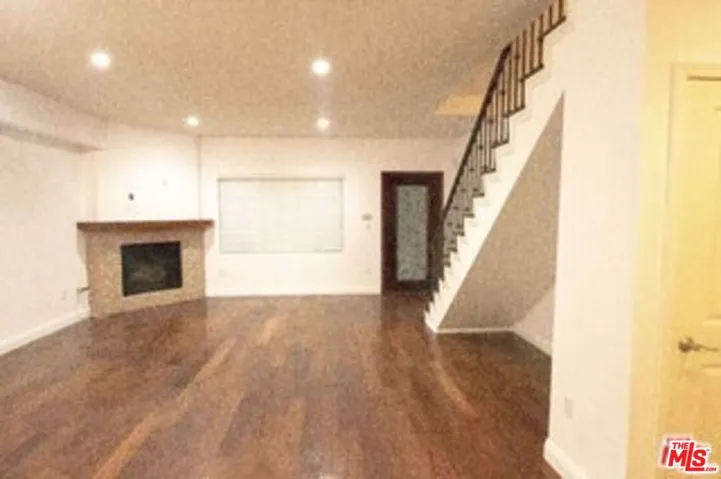 4428 Fulton Avenue 103, Los Angeles, California 91423