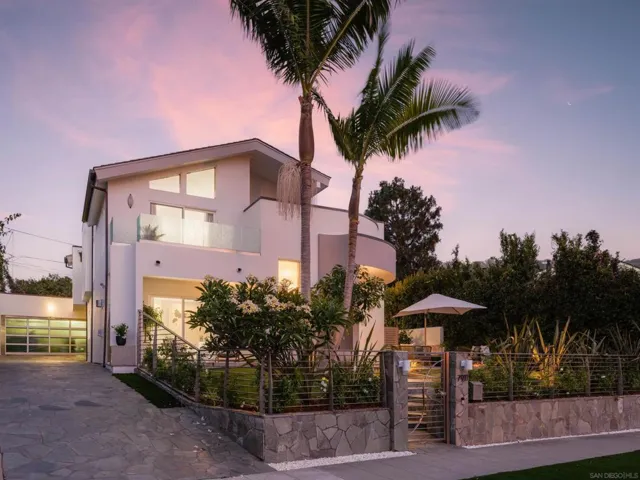 7911 El Paseo Grande, La Jolla, California 92037