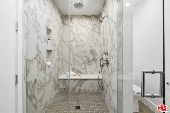 4095 Sawtelle Boulevard B, Culver City, California 90066