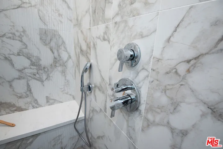 4095 Sawtelle Boulevard B, Culver City, California 90066