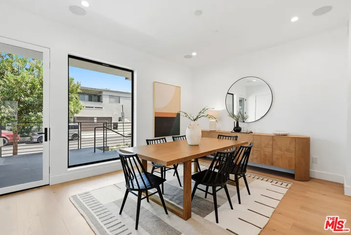 4095 Sawtelle Boulevard B, Culver City, California 90066