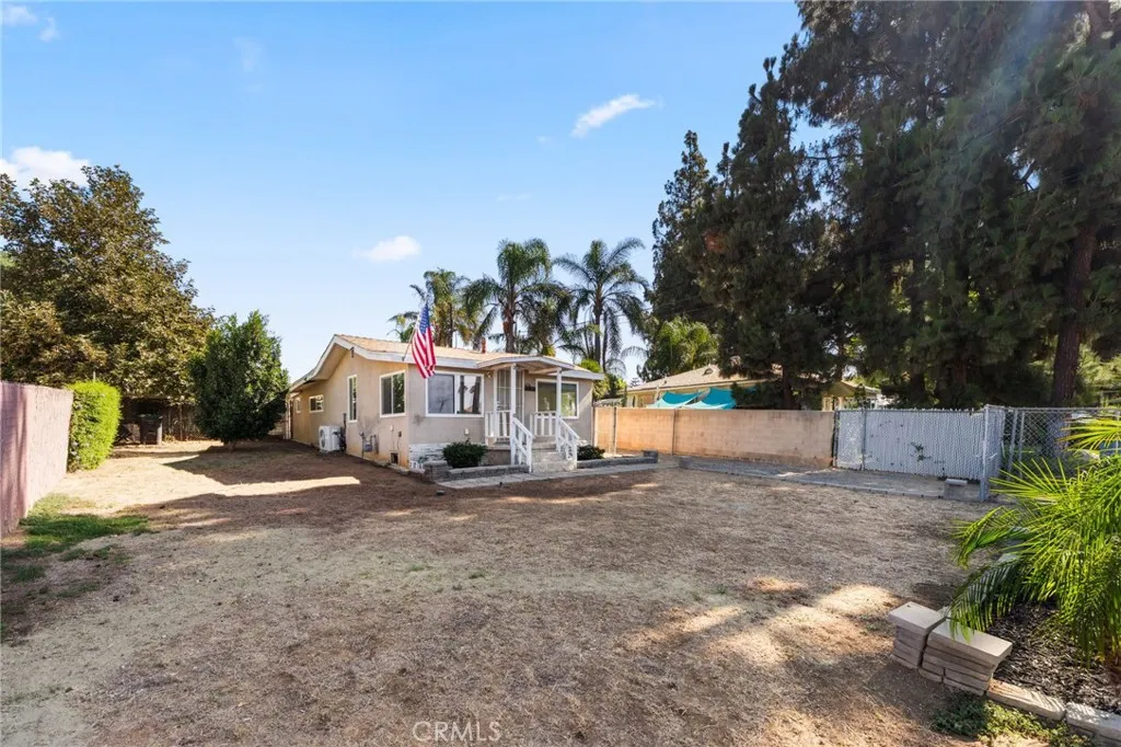 527 7th, Norco, California 92860 — photo 4