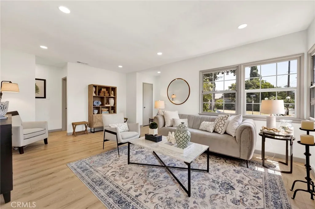 861 Grant Avenue, Glendale, California 91202 — photo 4