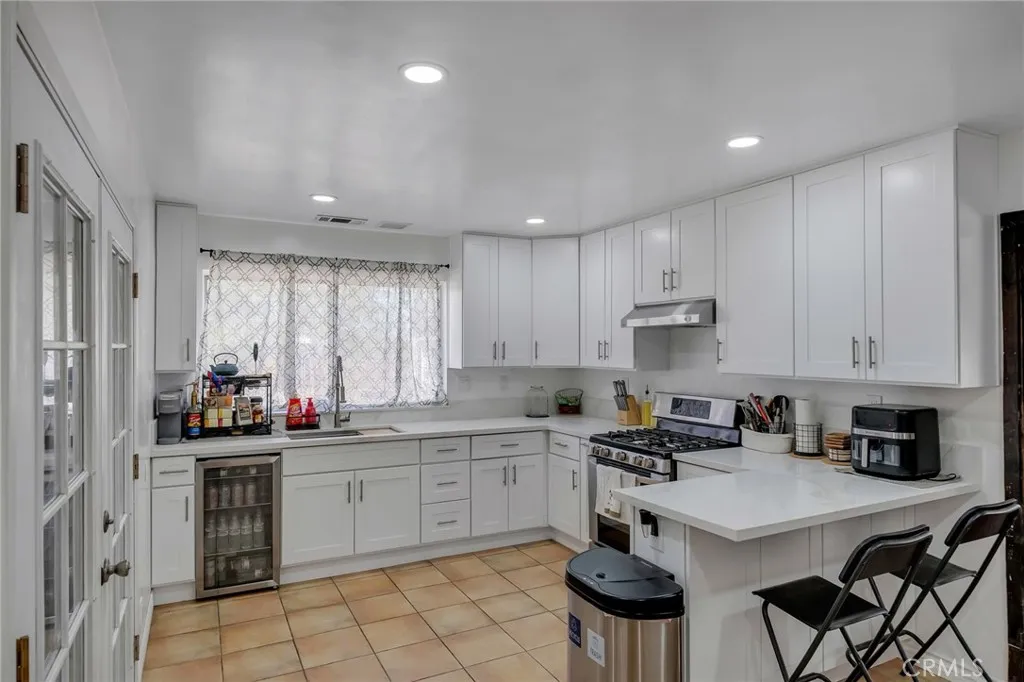 3583 Smoke Tree, Phelan, California 92371 — photo 5