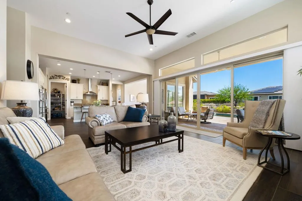 14-76-Bordeaux-Rancho-Mirage-MZH-Desert-