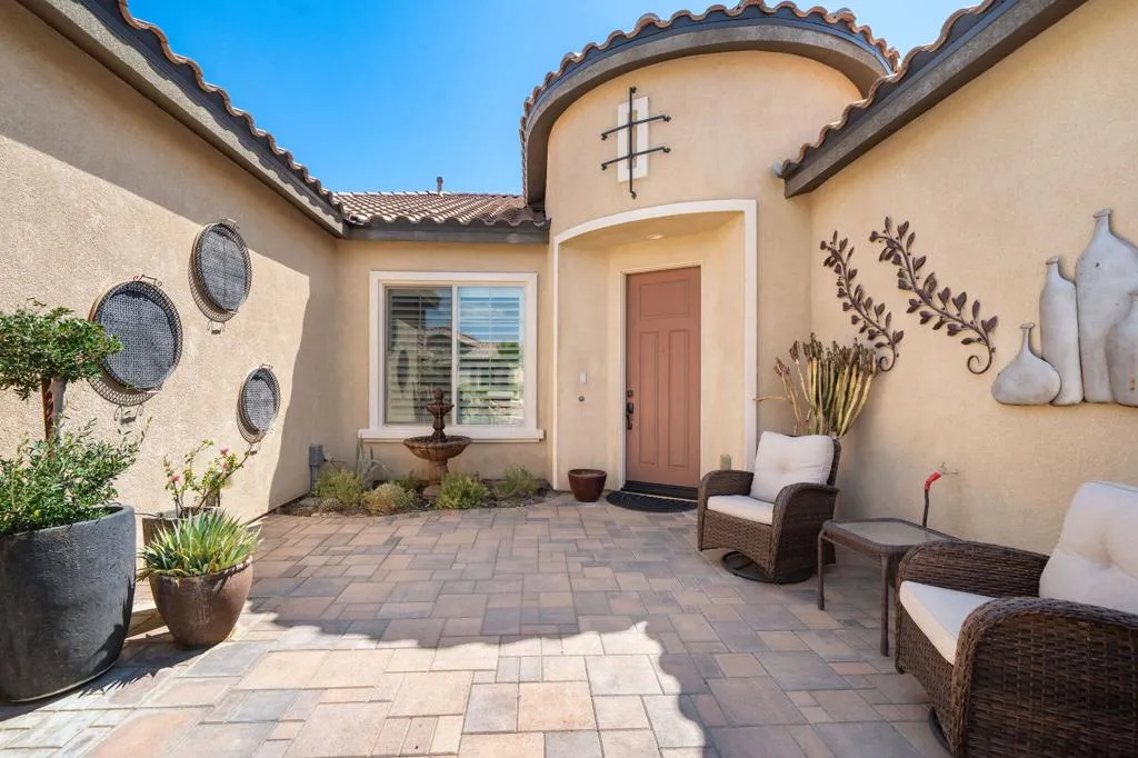 5-76-Bordeaux-Rancho-Mirage-MZH-Desert-C