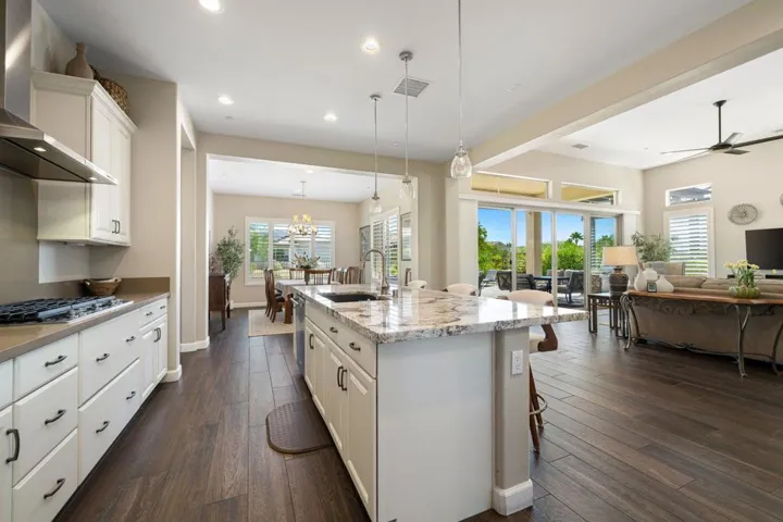 37-76-Bordeaux-Rancho-Mirage-MZH-Desert-