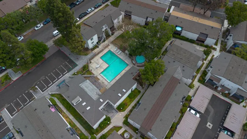 1389 Caminito Gabaldon C, San Diego, California 92108