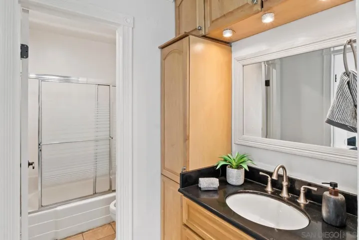 1389 Caminito Gabaldon C, San Diego, California 92108
