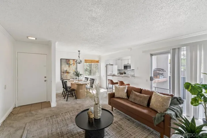 1389 Caminito Gabaldon C, San Diego, California 92108