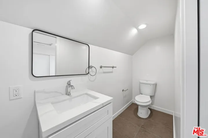 2896 W 14th Street, Los Angeles, California 90006