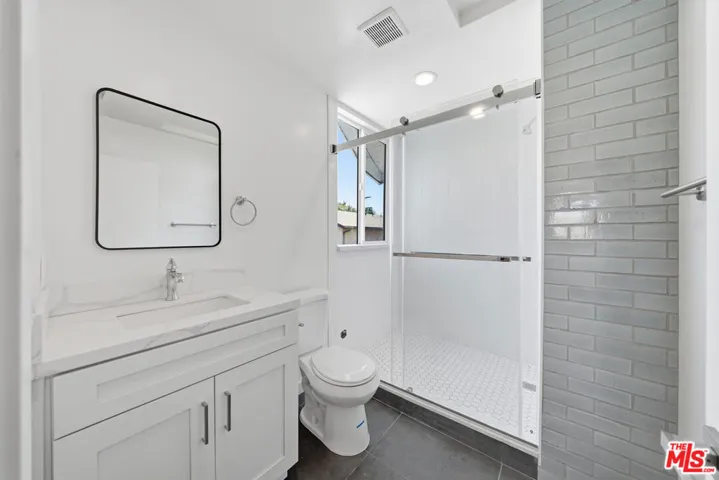 2896 W 14th Street, Los Angeles, California 90006