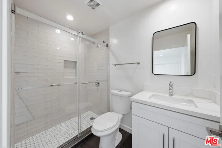 2896 W 14th Street, Los Angeles, California 90006