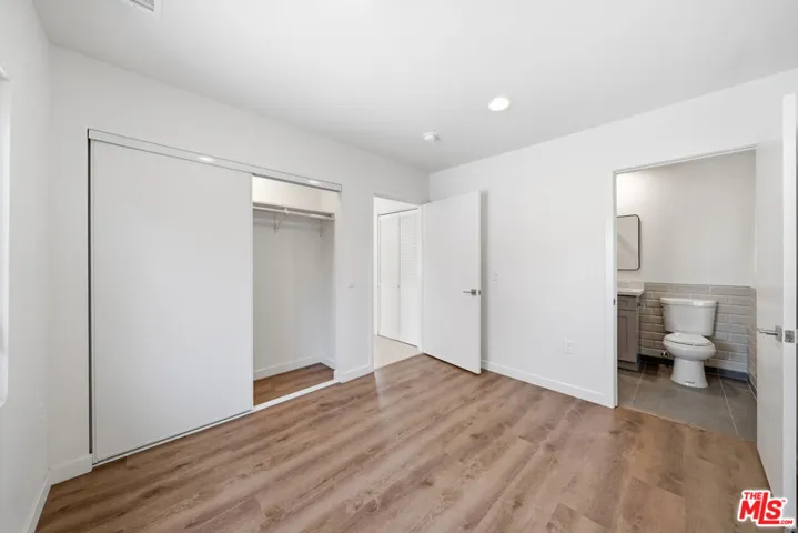 2896 W 14th Street, Los Angeles, California 90006