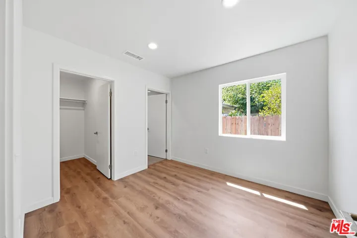 2896 W 14th Street, Los Angeles, California 90006