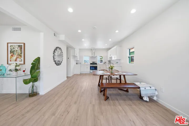 2896 W 14th Street, Los Angeles, California 90006