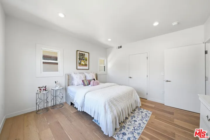 2896 W 14th Street, Los Angeles, California 90006