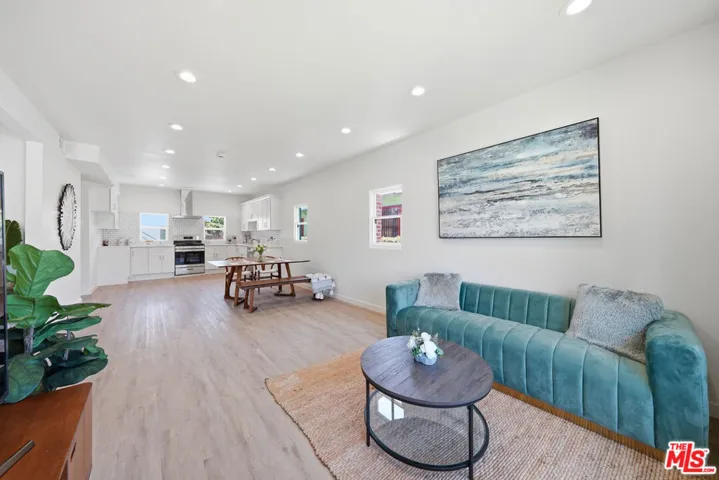 2896 W 14th Street, Los Angeles, California 90006