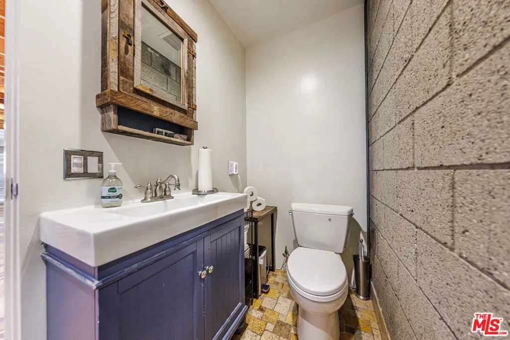 Powder Bath