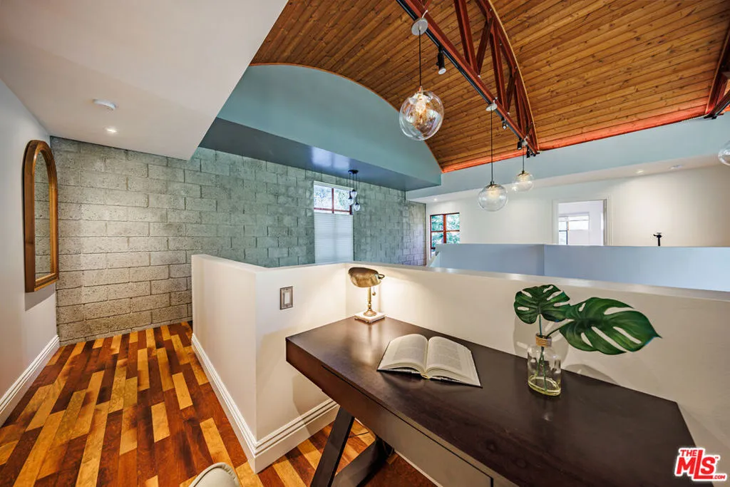 Upstairs Office Nook
