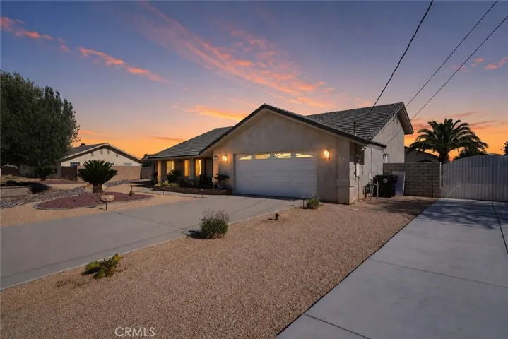 18895 Siesta Drive, Apple Valley, California 92307
