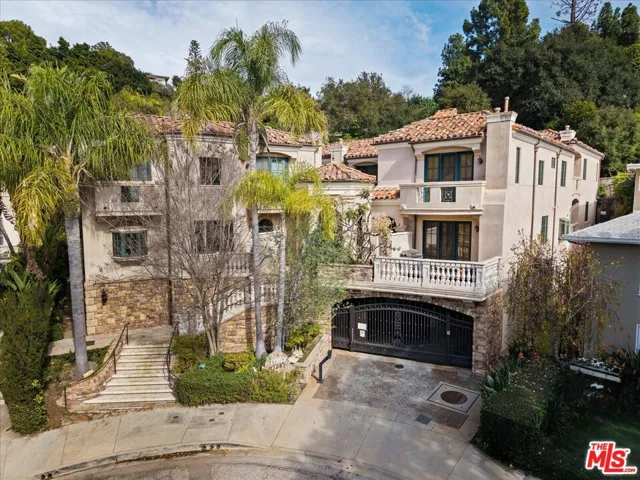 11357 Ovada Place 8, Los Angeles, California 90049