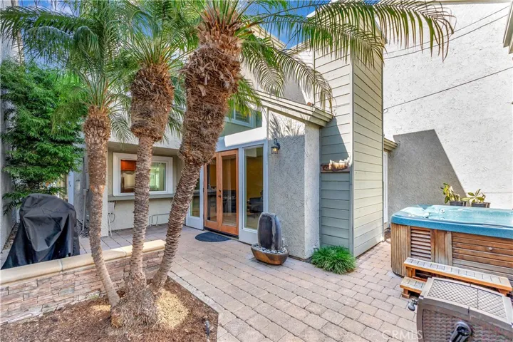 626 9th Street, Huntington Beach, California 92648