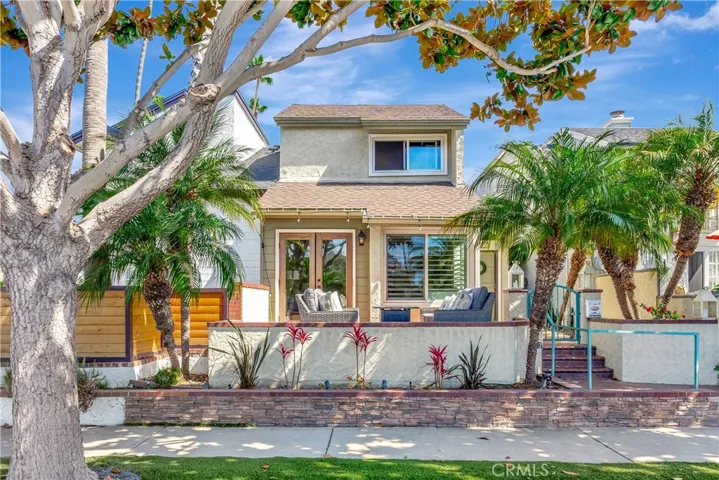 626 9th Street, Huntington Beach, California 92648