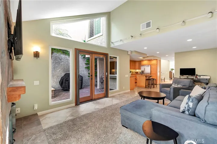 626 9th Street, Huntington Beach, California 92648