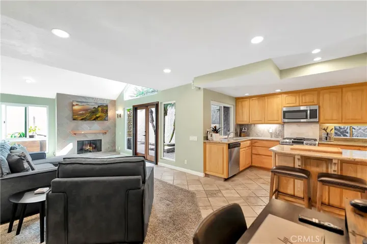 626 9th Street, Huntington Beach, California 92648