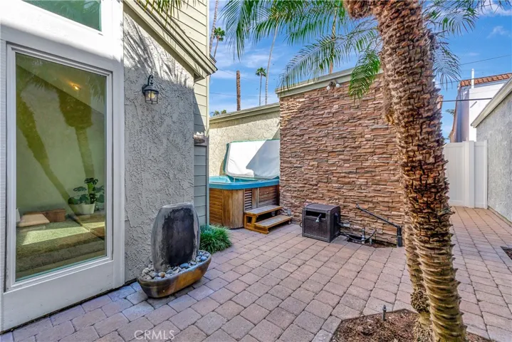 626 9th Street, Huntington Beach, California 92648