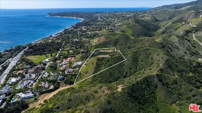 26907 Sea Vista Drive, Malibu, California 90265
