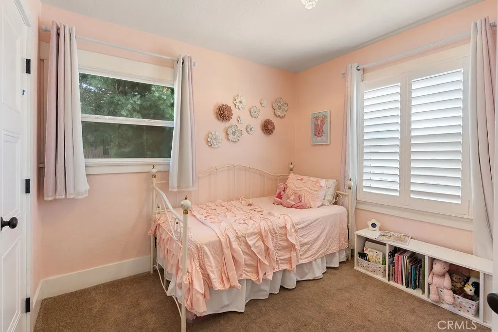 237 W 4th, San Dimas, California 91773 — photo 4