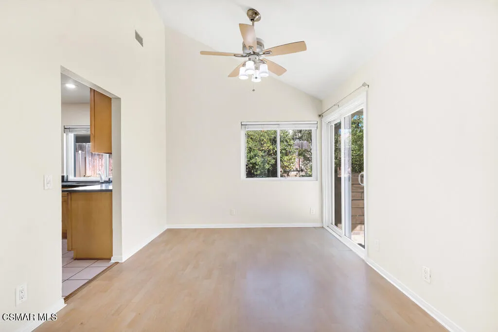2016 Riverbirch Dr- HsHProd-18