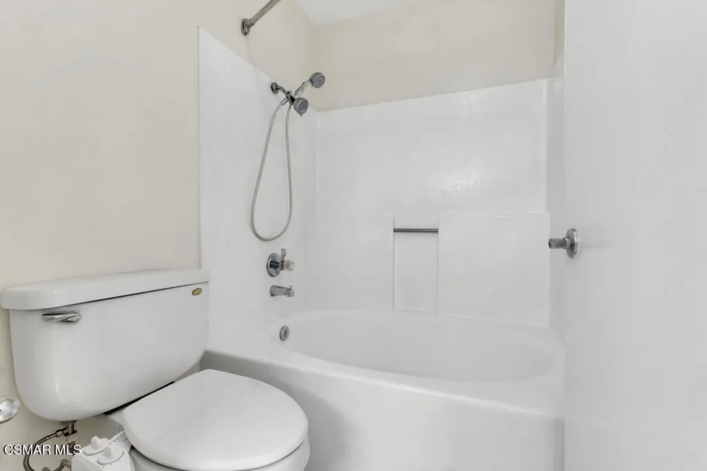 2016 Riverbirch Dr- HsHProd-36