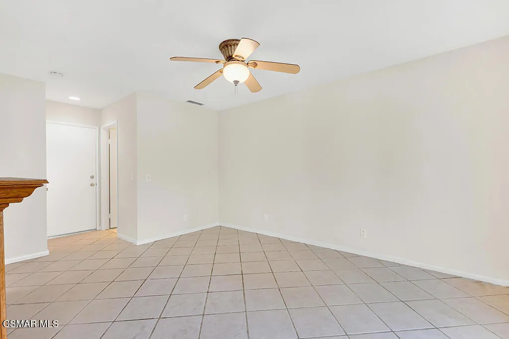 2016 Riverbirch Dr- HsHProd-23