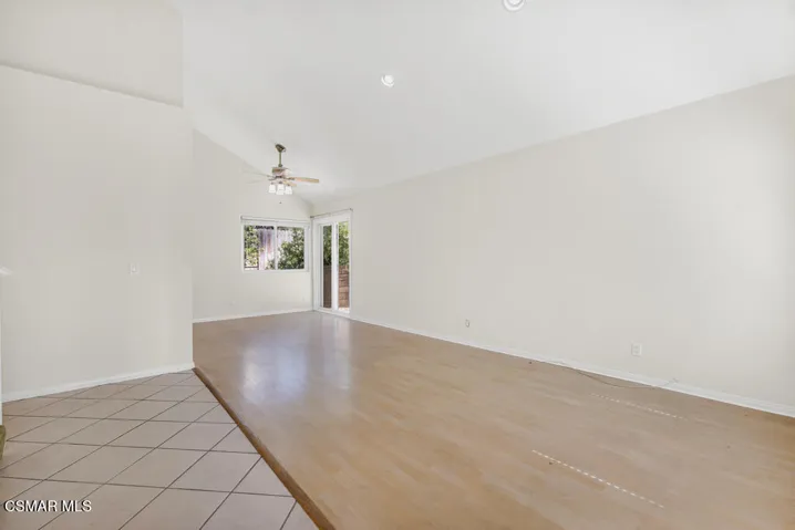 2016 Riverbirch Dr- HsHProd-13
