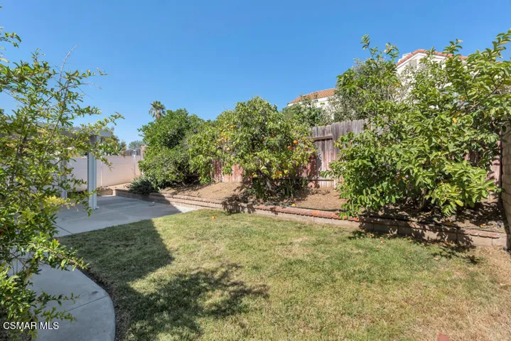 2016 Riverbirch Dr- HsHProd-46