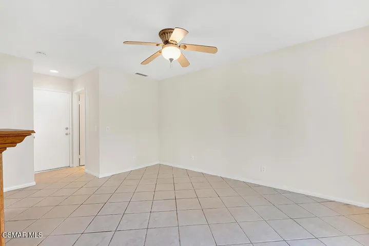 2016 Riverbirch Dr- HsHProd-23