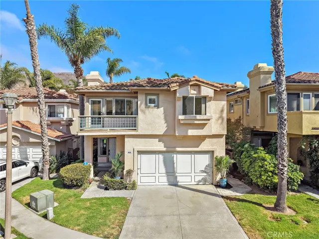 1012 Las Posas, San Clemente, California 92673