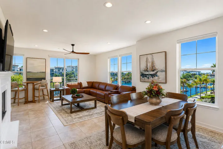1538 Seabridge