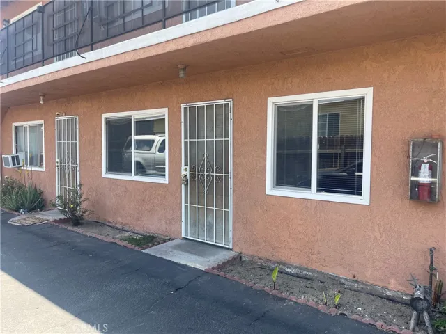 9716 Laurel 2, Bellflower, California 90706