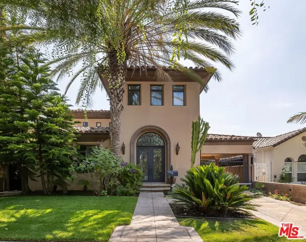 120 S Almont Drive, Beverly Hills, California 90211
